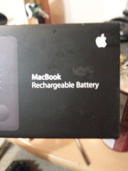 MacBook rechargeable battery
