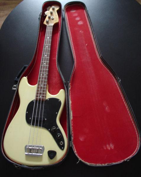 Vintage Fender Musicmaster Bass