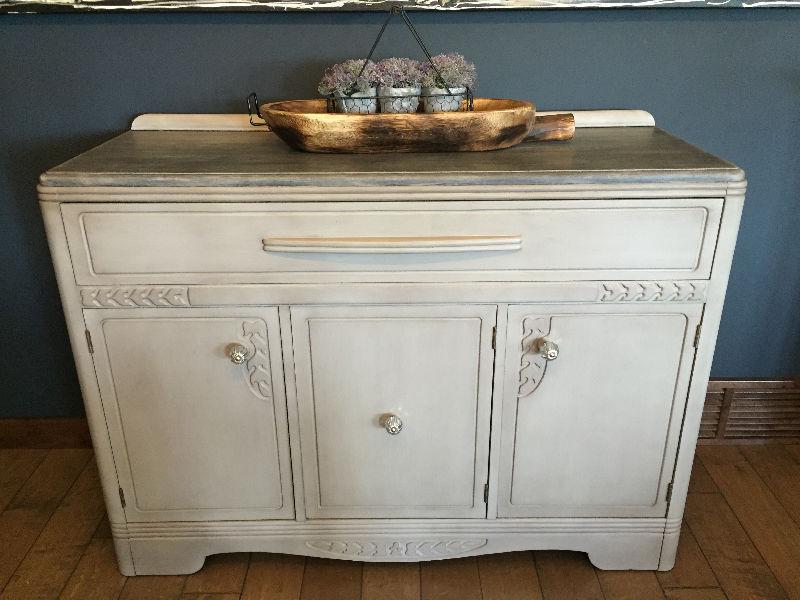 Lovely Transitional Buffet/Cabinet