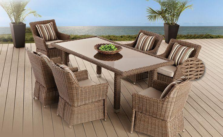 ONLY $375 Beautiful wicker outdoor dining table