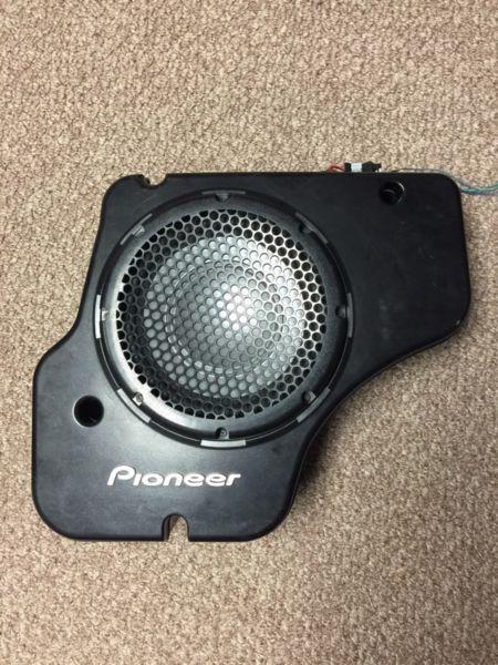 Wanted: 10 inch pioneer your sub woofer with enclosure