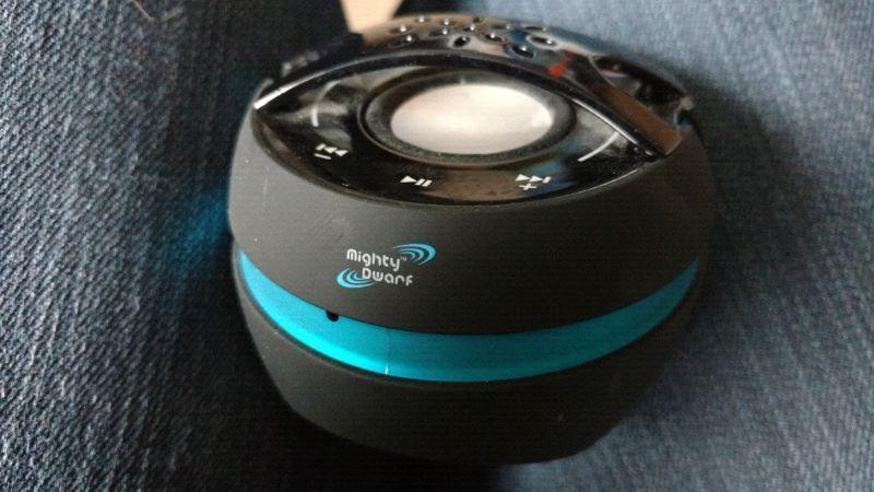 Mighty dwarf Bluetooth speaker