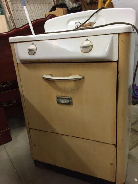 Small old yellow stovetop oven