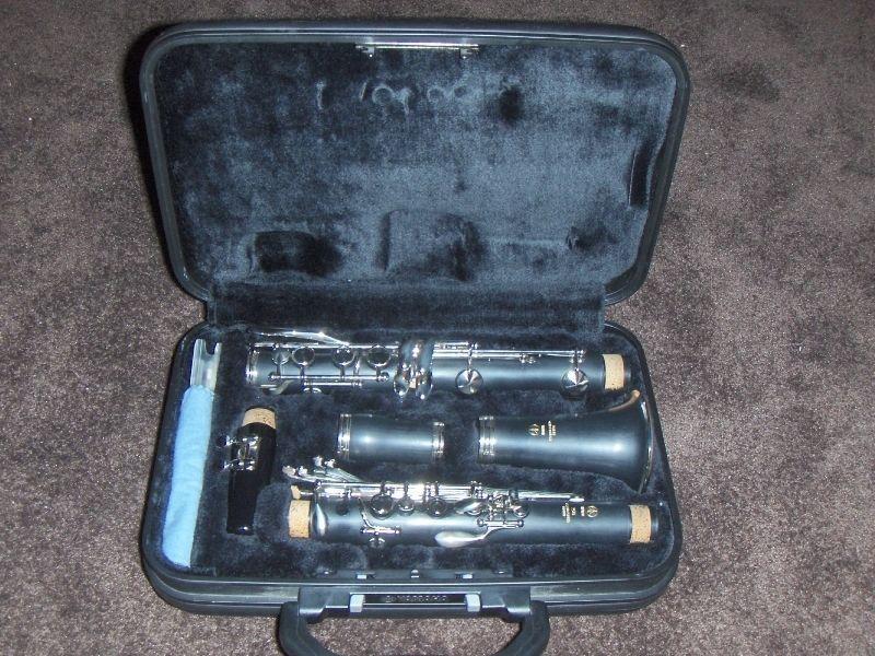 ****Clarinet's***All serviced and are ready to play. **********