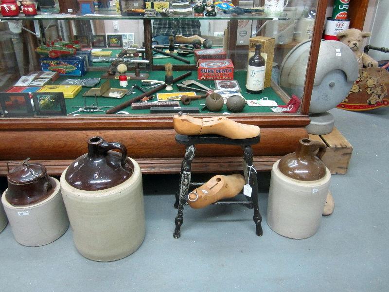 Neat Stuff Antiques & Collectibles Drumheller Ab