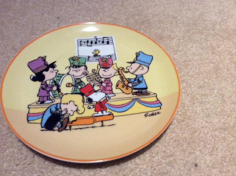 Plates collectibles