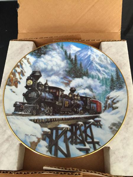 HAMILTON COLLECTION TED XARAS TRAIN PLATE WINTER RAILS WINTER CR