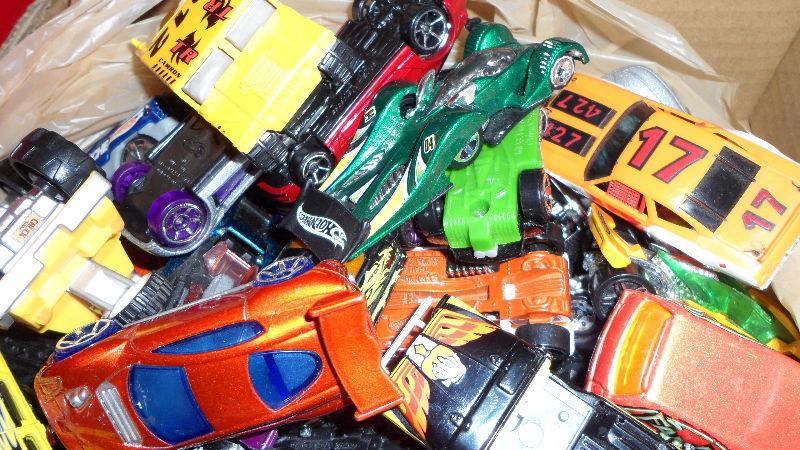 Box of Approx 100 Hot Wheels Toys $60