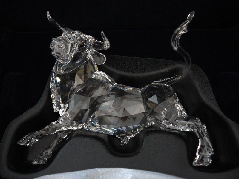 New Swarovski Crystal 2006 Limited Edition Bull
