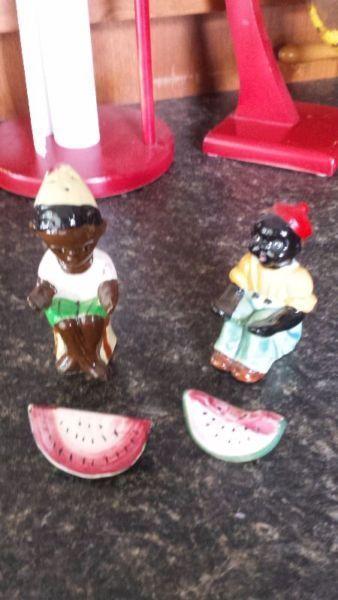 Black americana collectable salt and pepper shakers