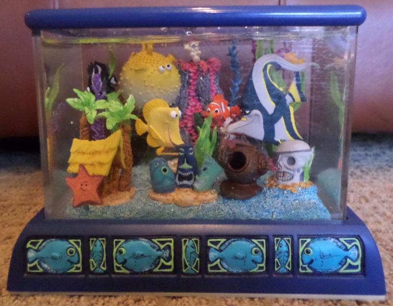 Finding Nemo tiny bubbles snowglobe