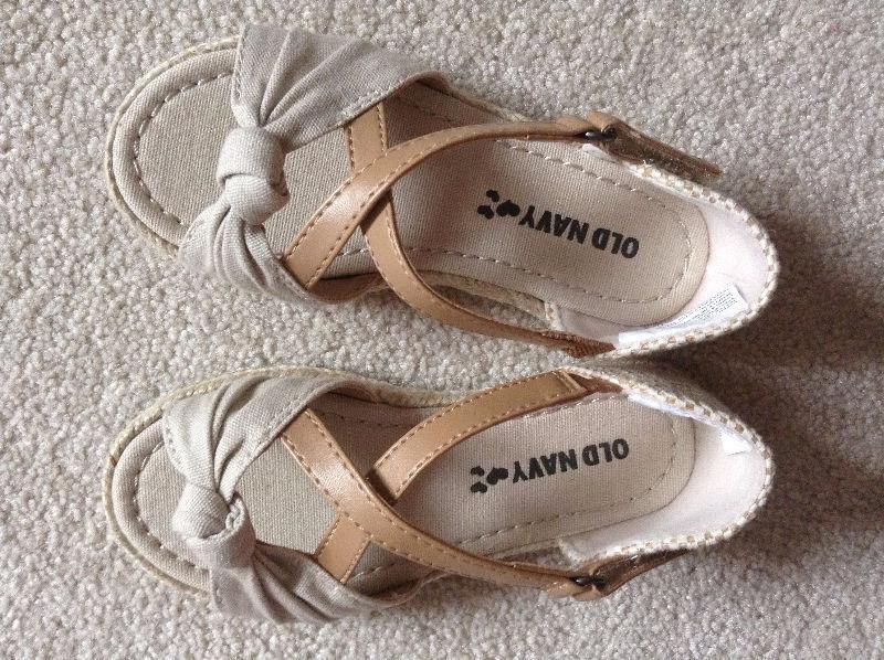 Toddler Summer Sandals Size 8 (All NEW)(10 dollars each)