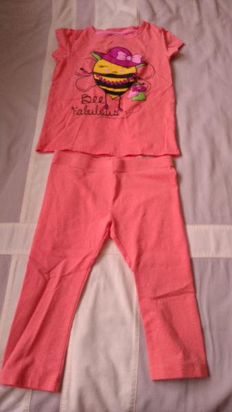 Brand New Girls, 5T Peach T-Shirt & Leggings