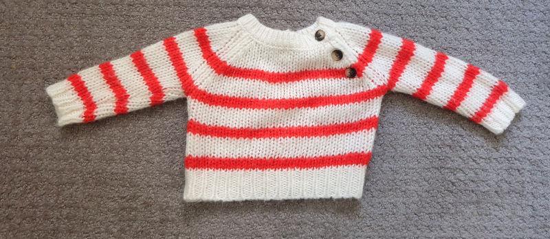 OshKosh red+white Stripe KNIT sweater 9mths