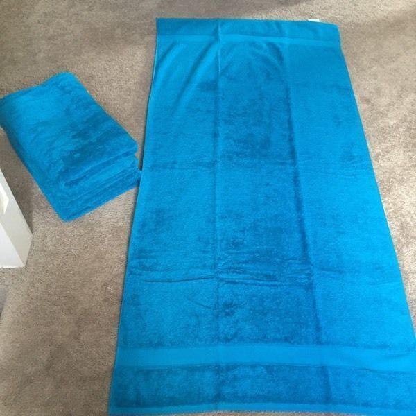 Brand new extra large turquoise towels