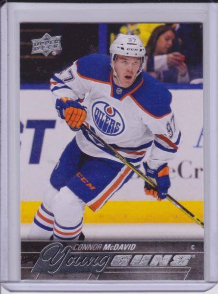 Hockey cards Connor Mcdavid