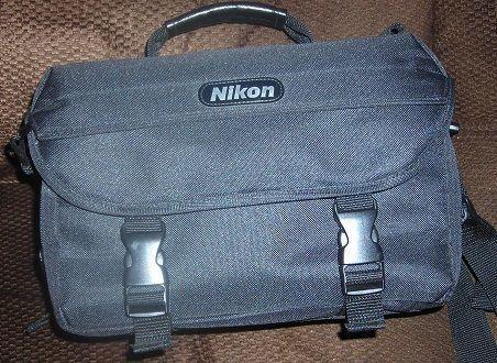 Large Spacious Nikon Camera shoulder bag - as new 12 X 8 X 8