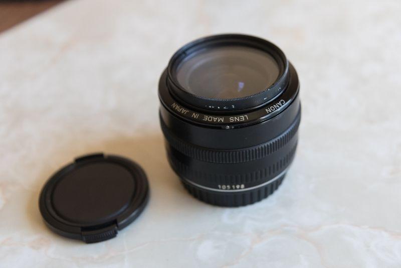 Canon EF 28mm/2.8 Pancake Lens