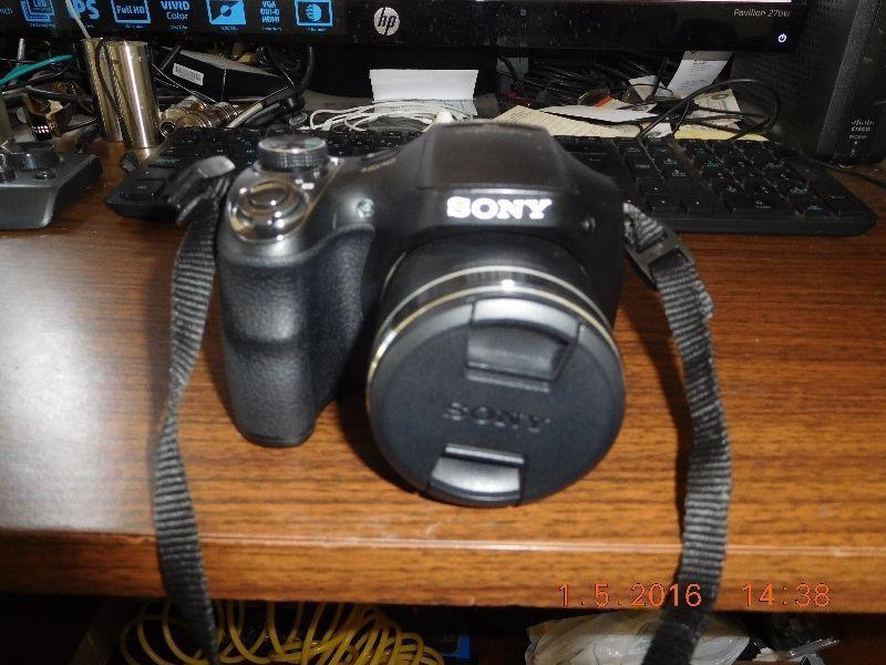 Sony - DSC-H300 20.1-Megapixel Digital Camera - Black
