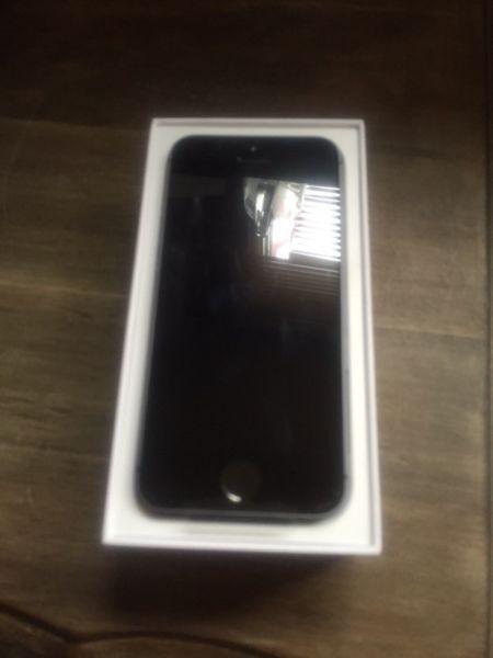 iPhone 5s 16GB space grey