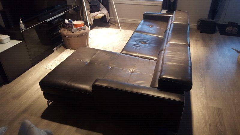 GREY LEATHER SECTIONAL FOR SALE $1100 OBO