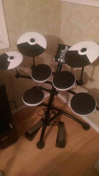electric drum set like new barely used
