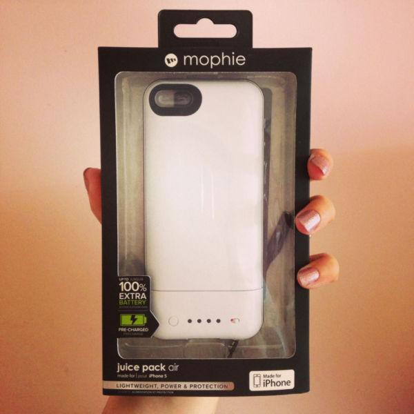 iPhone 5/5s Rechargeable Phone Case (Mophie Juice Pack Air™)
