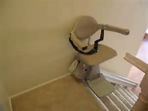 Bruno Elan Straight Stairlift/w fold -up extension- end Rail