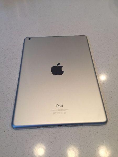 IPAD AIR 16G IN EXCELLENT CONDITION FOR SALE