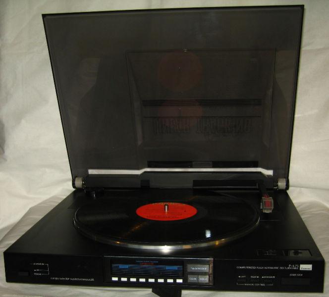Sansui P-L75 Turntable, Direct Drive, Linear Tracking, Automatic