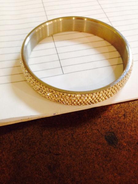 Swarovski bracelet Clear Crystal way below cost NEW