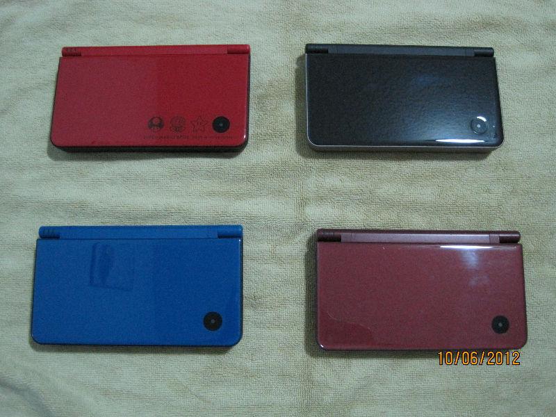 DSI_XL - With Accessories + Games