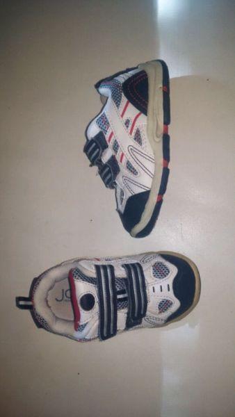 Size 7 toddler boys shoes individually priced