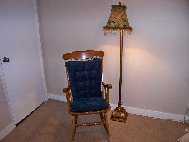 ROCKING CHAIR ***NOW FIRST $40 GETS IT***