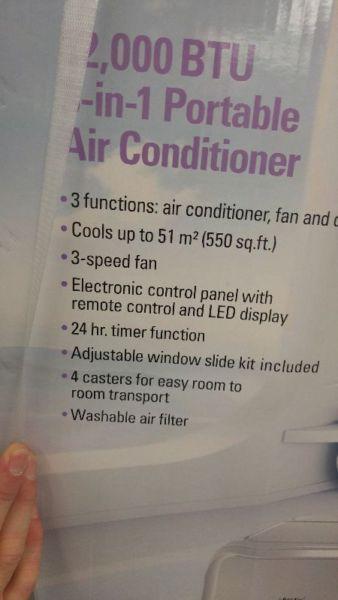 **NEW** 12 000 BTU Artic King air air conditioner box unopened