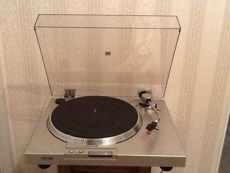 SONY TURNTABLE SYSTEM