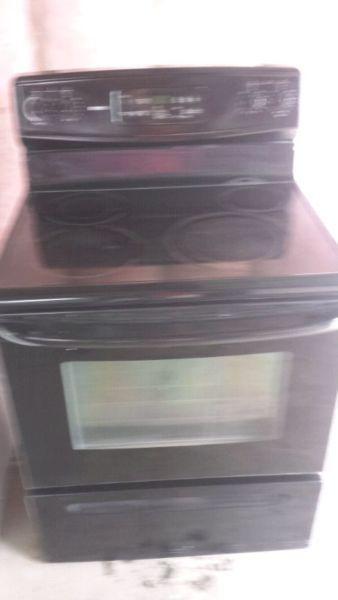 FREE DELIVERY GE GLASSTOP STOVE