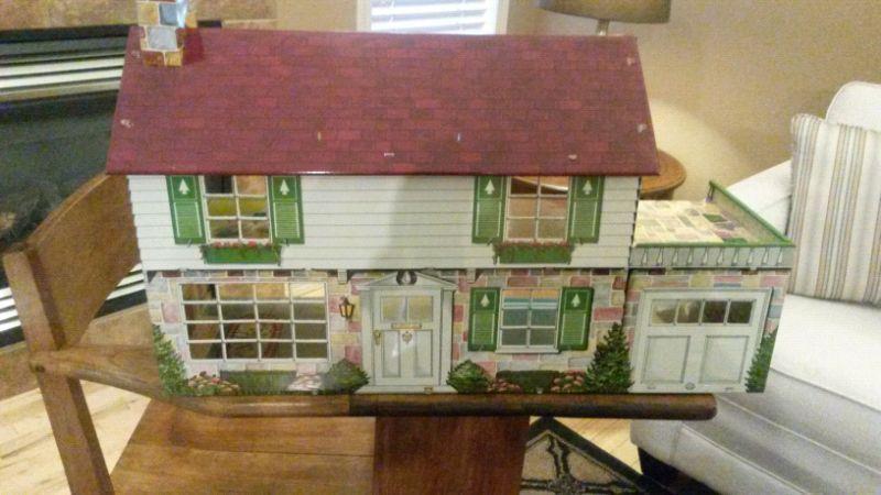 Vintage Tin Lithograph Doll House & furniture