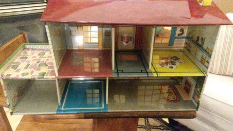 Vintage Tin Lithograph Doll House & furniture