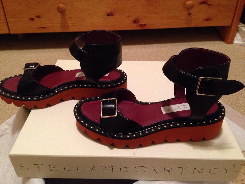 Brand New Stella MMcCartney $450 women black ode tote sandal