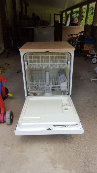 Portable dishwasher