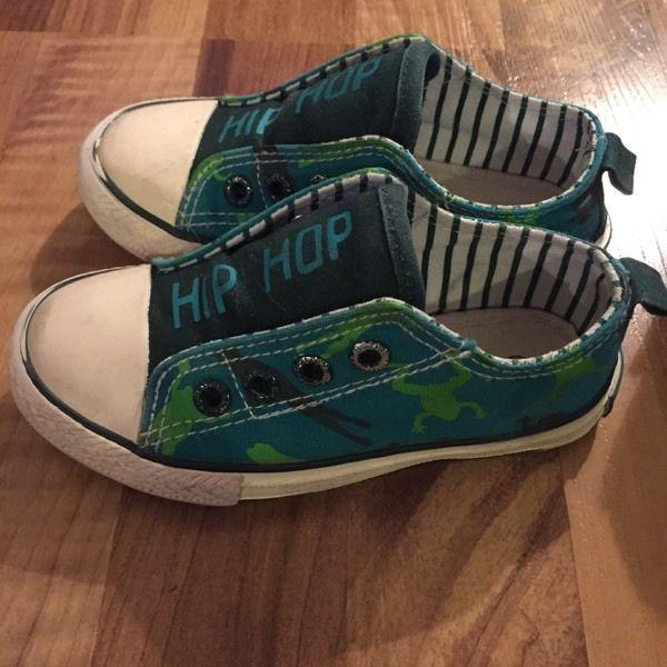 Hatley shoes toddler size 8