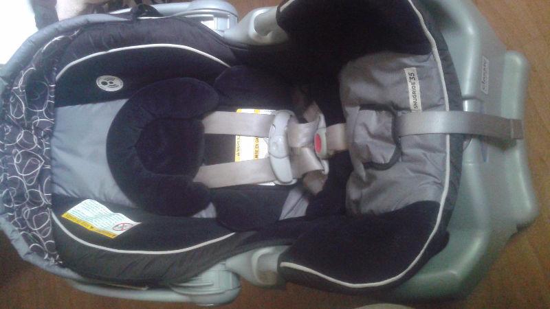Graco SnugRide Car Seat (with optional cover)