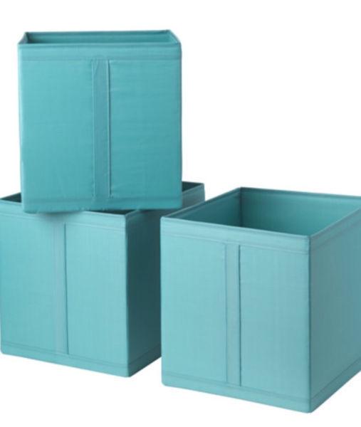 Shelving unit with 8 storage boxes