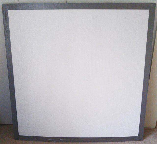 4ft x 4ft white and silver sided bounce board for sale