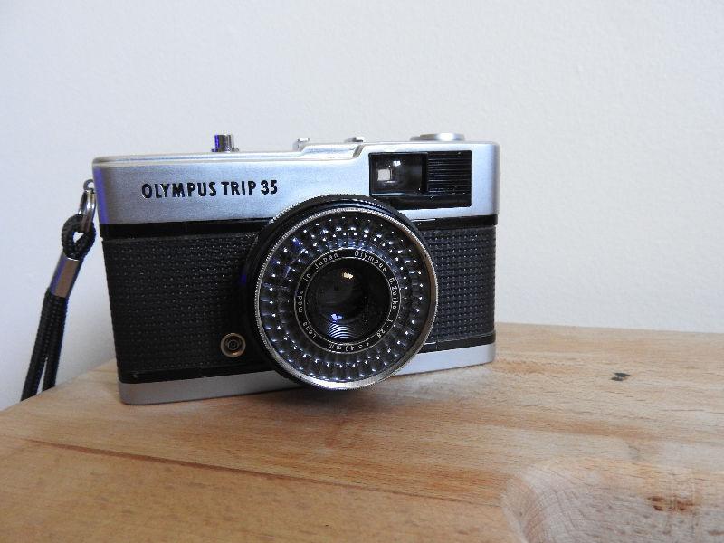 Olympus Trip 35 Point & Shoot Film Camera / D.Zuiko 40mm Lens