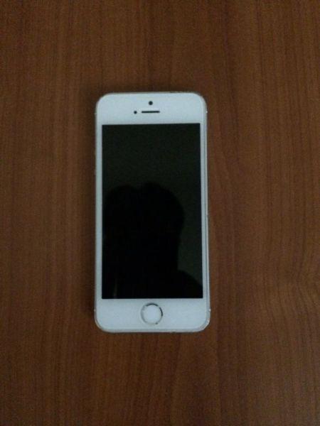 16gb White iPhone 5S (Rogers)