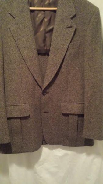 AUTHENTIC BRAND NEW GIAN FRANCO FERRE MENS JACKET