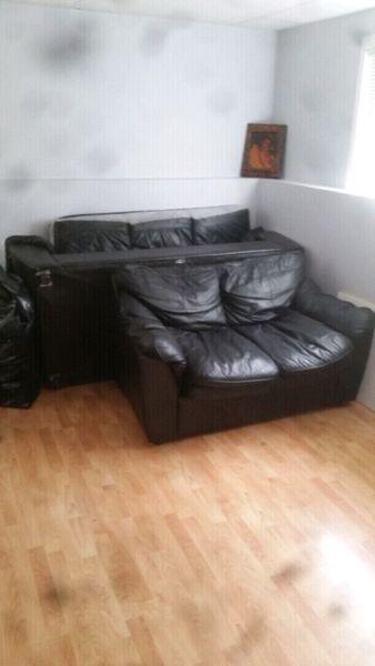 Leather 3 seat and 2 seat sofas