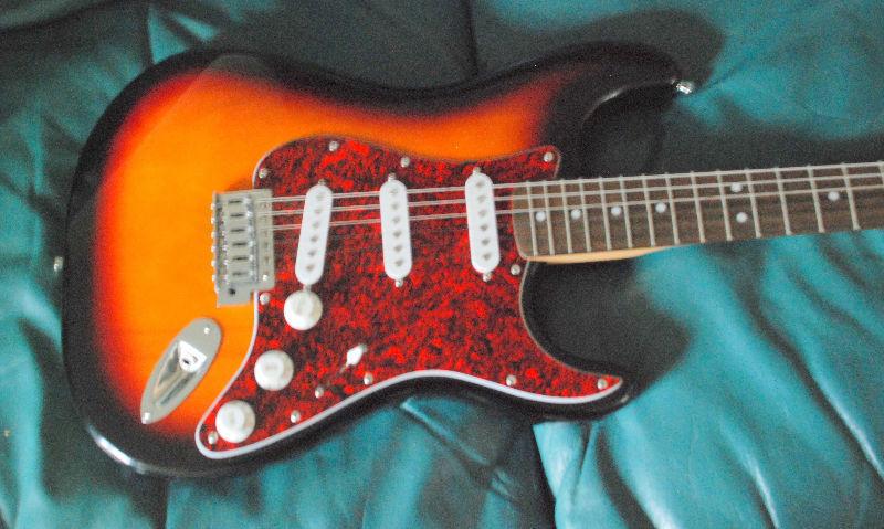 FENDER SQUIRE STRATOCASTER GUITAR WITH BAG